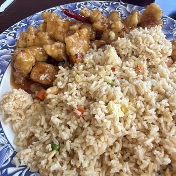Great China Restaurant - General Tso's Chicken/左宗鸡 - Chinese Near Me - Albuquerque, New Mexico