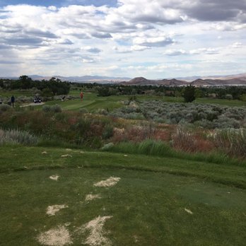 Wolf Run Golf Club - Many elevated tee boxes which require a short walk up manicured paths - Golf Near Me - Reno, Nevada Wolf Run Golf Club - Many elevated tee boxes which require a short walk up manicured paths - Golf Near Me - Reno, Nevada