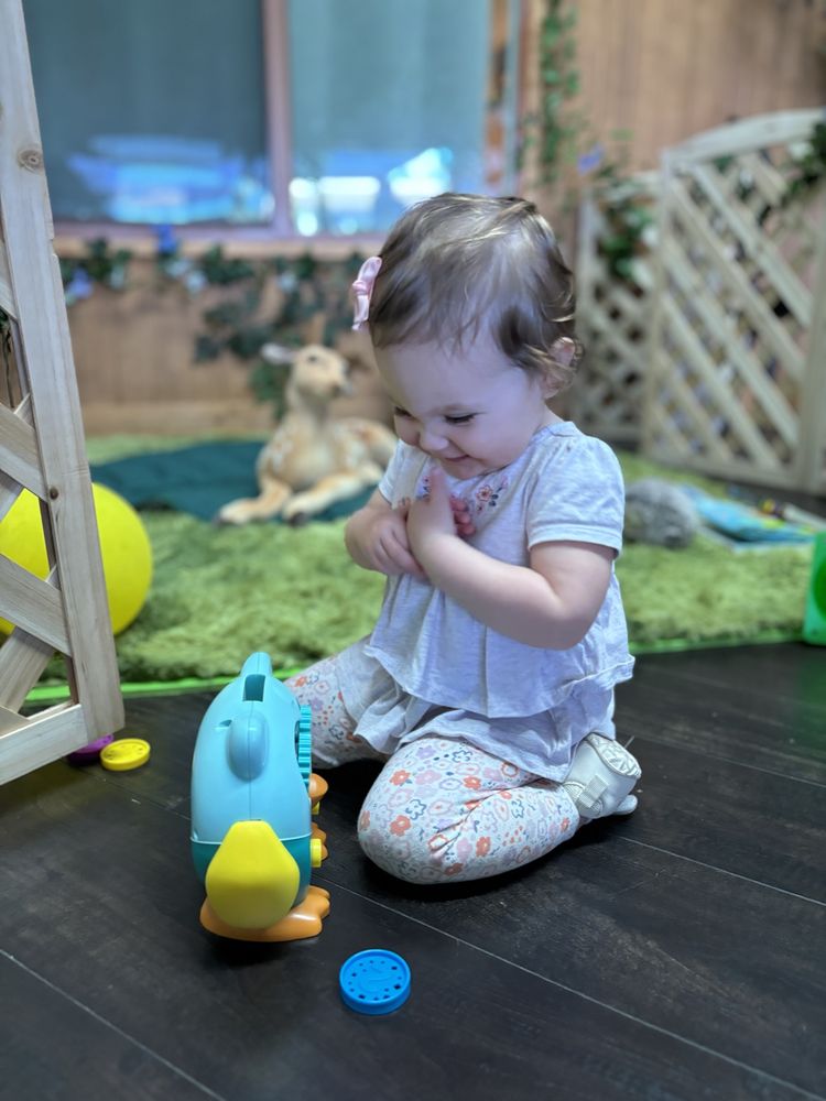 The Enchanted Treehouse Logo