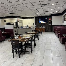 Family‑friendly dining space