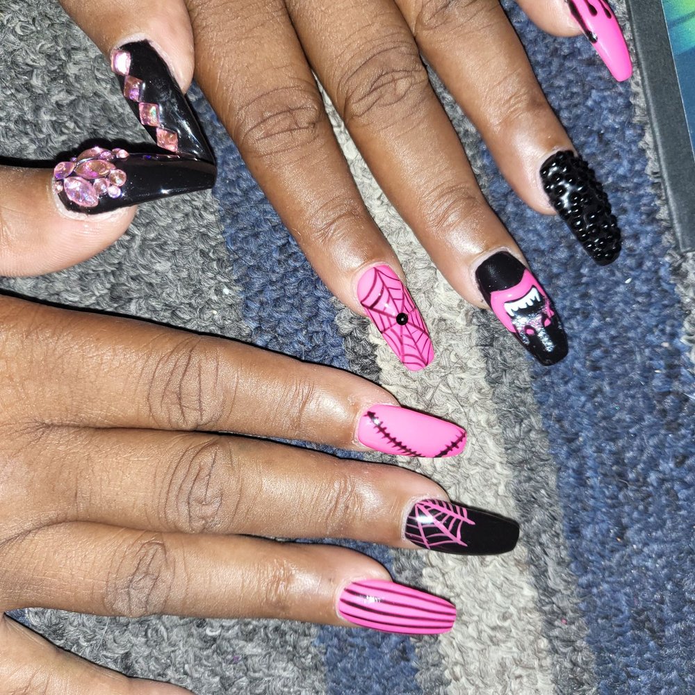 Apollo Nails & Spa - Nail Salons Near Me - San Diego, California
