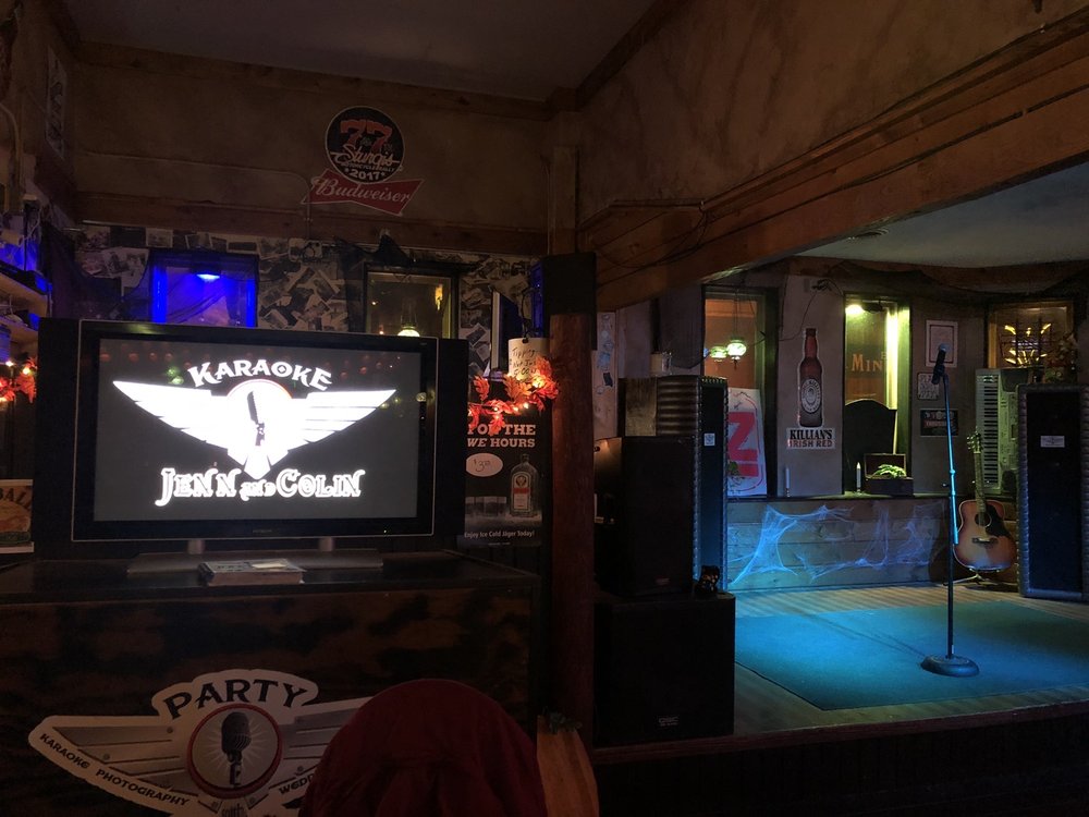 Greenfield Pub Logo