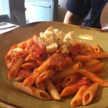 Albertini Restaurant - Pizza Near Me - London, XGL