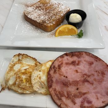 Keke's Breakfast Cafe - Cafe French Toast Combos ($13.99) - Breakfast & Brunch Near Me - Fort Worth, Texas Keke's Breakfast Cafe - Cafe French Toast Combos ($13.99) - Breakfast & Brunch Near Me - Fort Worth, Texas
