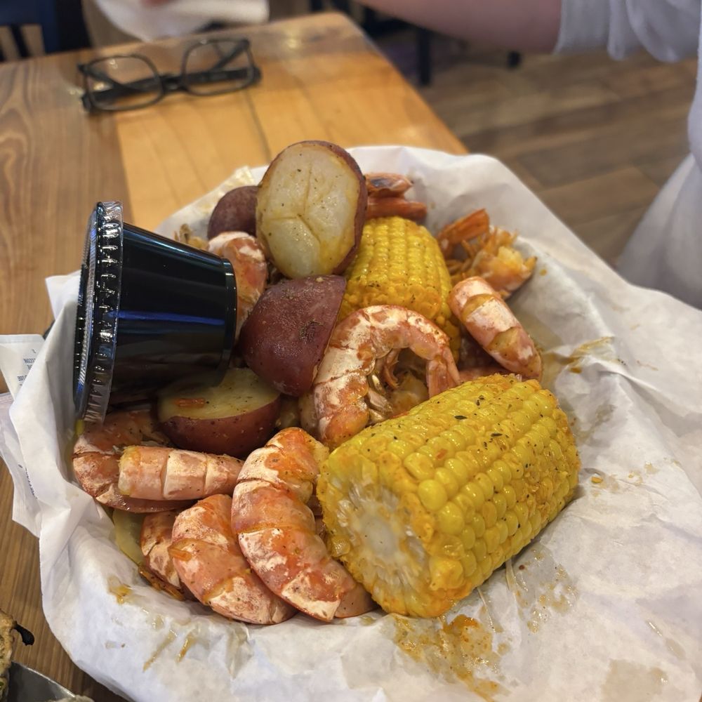 The Reef - Red Shrimp boil - Seafood Near Me - Biloxi, Mississippi The Reef - Red Shrimp boil - Seafood Near Me - Biloxi, Mississippi