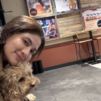Local Kitchens - Waiting for my order - Burgers Near Me - San Bruno, California