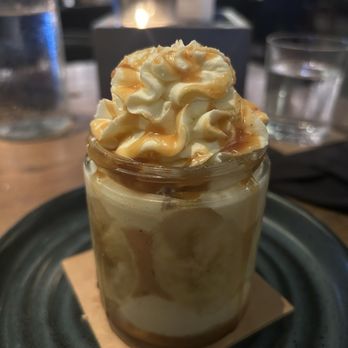CARVE American Grille - Barton Creek - Banana Cream Pie | VE - New American Near Me - Austin, Texas CARVE American Grille - Barton Creek - Banana Cream Pie | VE - New American Near Me - Austin, Texas
