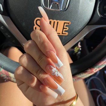 Dream Nail Bar - Nail Salons Near Me - Miami, Florida