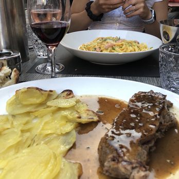 La Villa d'Este - Flavorless steak and salmon pasta. - Italian Near Me - Nice, 06
