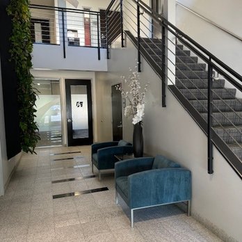 A Higher Perspective - The lobby of the building  where my Walnut Creek office is located. There is great parking. - Hypnosis/Hypnotherapy Near Me - Walnut Creek, California