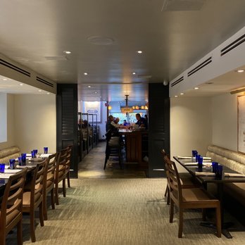 Annie's Paramount Steak House - Annie's interior decor. - Steakhouses Near Me - Washington, DC, District of Columbia Annie's Paramount Steak House - Annie's interior decor. - Steakhouses Near Me - Washington, DC, District of Columbia