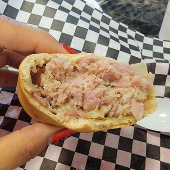 Dolce Bakery & Cafe - Cachito de jamón y queso. En cada mordisco, full jamón. - Bakeries Near Me - Kissimmee, Florida