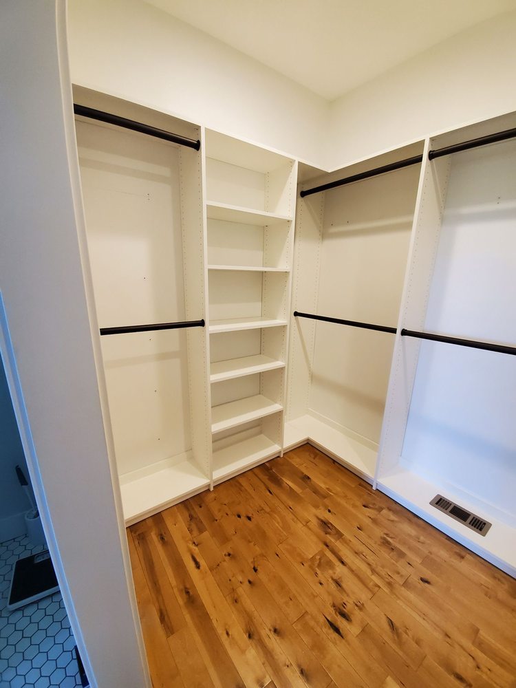 CLOSETS BY DESIGN CENTRAL IOWA Updated May 2024 20 Photos 1850