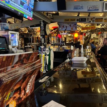 Anchor Bar - Main Bar - Chicken Wings Near Me - Buffalo, New York Anchor Bar - Main Bar - Chicken Wings Near Me - Buffalo, New York