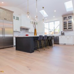 Excelle Kitchen & Bath - Nice kitchen and flooring