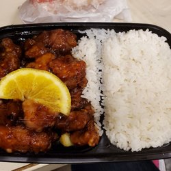 Hong Kong Lite - Orange Chicken lunch special.