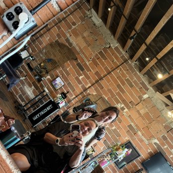 En Vogue Salon - Hair station - Hair Salons Near Me - Melbourne, Florida En Vogue Salon - Hair station - Hair Salons Near Me - Melbourne, Florida