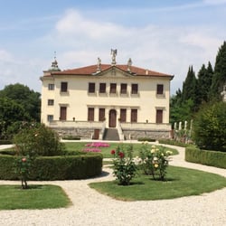 Villa Valmarana aiNani
