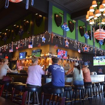 Morrison - Bar seating - Gastropubs Near Me - Los Angeles, California