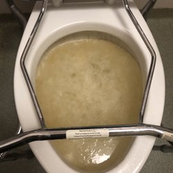 Autumn Lake Healthcare -Oak Manor - Stopped up toilet!