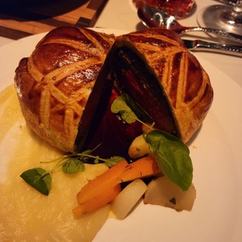Ramsay's Kitchen - Beef wellington - American Near Me - Boston, Massachusetts