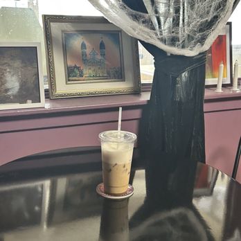 Miss Lizzie's Coffee - Coffee & Tea Near Me - Fall River, Massachusetts