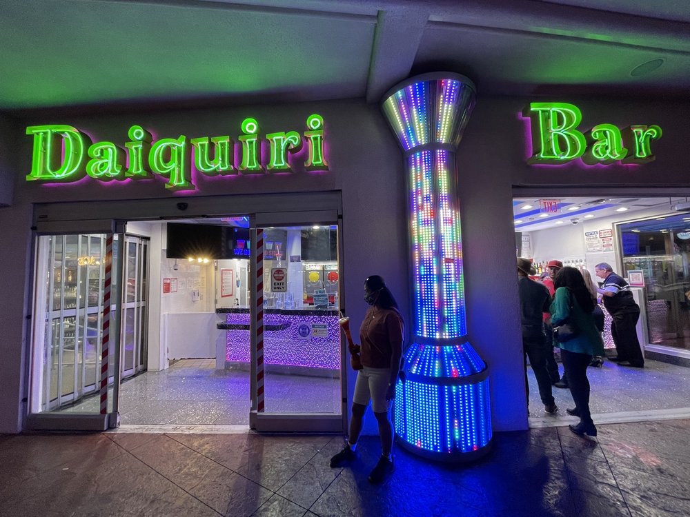BREEZE DAIQUIRI BAR Updated August 2024 59 Photos & 30 Reviews 3475 S Las Vegas Blvd, Las