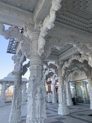 BAPS Shri Swaminarayan Mandir, Edison by null