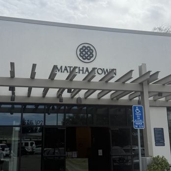 Matcha Town - Outside - Gelato Near Me - Cupertino, California
