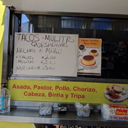 Los Famosos Tacos Al Carbon