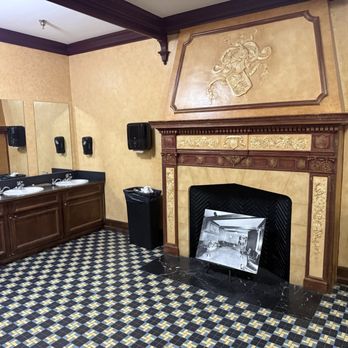 Detroit Opera House - men's restroom - Performing Arts Near Me - Detroit, Michigan Detroit Opera House - men's restroom - Performing Arts Near Me - Detroit, Michigan