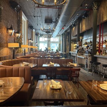 Au Cheval - Interior - Burgers Near Me - New York, New York Au Cheval - Interior - Burgers Near Me - New York, New York