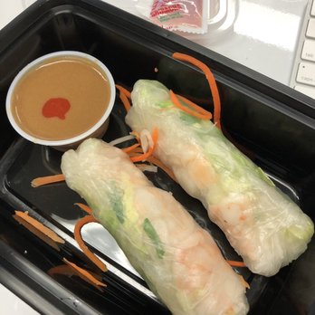 Pho Show - Shrimp spring rolls $5.75 - Vietnamese Near Me - Culver City, California Pho Show - Shrimp spring rolls $5.75 - Vietnamese Near Me - Culver City, California