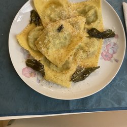 Mama Isa's Cooking School - Ravioli
