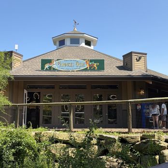 Southwick's Zoo - Amusement Parks Near Me - Mendon, Massachusetts Southwick's Zoo - Amusement Parks Near Me - Mendon, Massachusetts