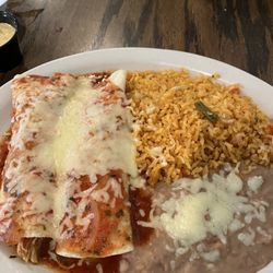 Amigos Mexican Cocina - Shredded chicken enchiladas