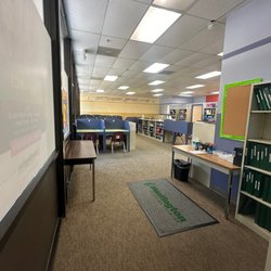 Huntington Learning Center Turlock - A glimpse onto our teaching floor where the student's work during their session.