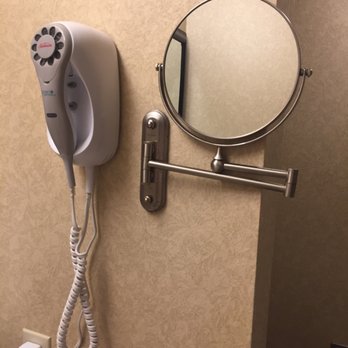 Holiday Inn Express Temecula - Hotels Near Me - Temecula, California