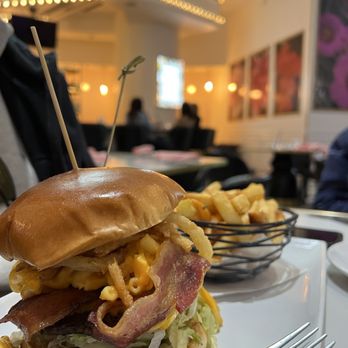 Sugar Factory - Monster Cheese Burger - Desserts Near Me - Glendale, Arizona