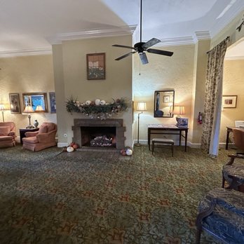 Hotel El Capitan - Sitting room - Hotels Near Me - Van Horn, Texas Hotel El Capitan - Sitting room - Hotels Near Me - Van Horn, Texas