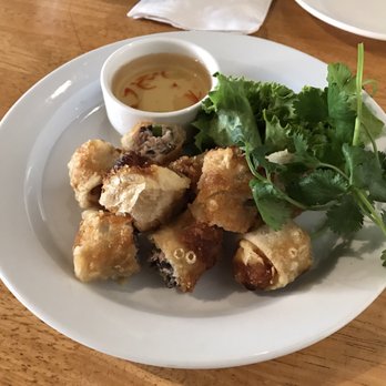 Linh Cafe - Spring rolls - just okay - Vietnamese Near Me - Vancouver, British Columbia