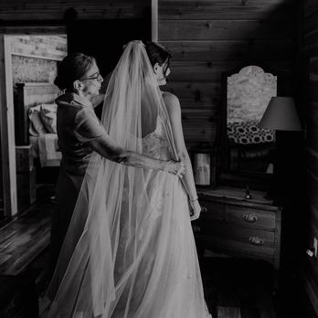 Bella Blue Bottoms - Venues & Event Spaces Near Me - Benton, Wisconsin