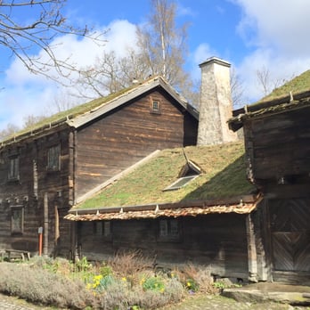 Skansen - Farm house - Botanical Gardens Near Me - Stockholm, Alberta