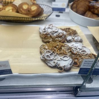 Paris Baguette - Bakeries Near Me - San Diego, California Paris Baguette - Bakeries Near Me - San Diego, California