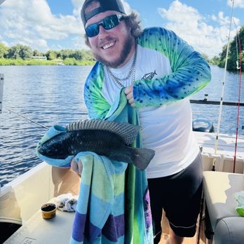 LaBelle River Rentals - Boating Near Me - LaBelle, Florida