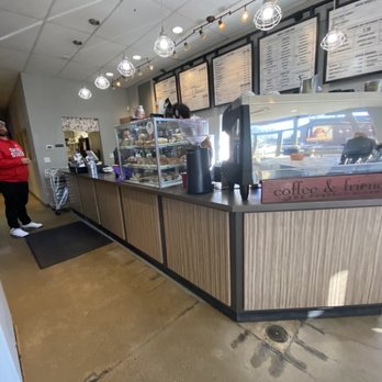 New Grounds Coffee House - Counter - Coffee & Tea Near Me - Hilliard, Ohio