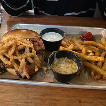 The Goat Murfreesboro - Bacon Jam and Brie Burger - Bars Near Me - Murfreesboro, Tennessee The Goat Murfreesboro - Bacon Jam and Brie Burger - Bars Near Me - Murfreesboro, Tennessee