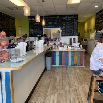 Island Smoothie - Inside - Juice Bars & Smoothies Near Me - Corolla, North Carolina