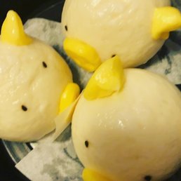 Piggy Cream Custard Buns