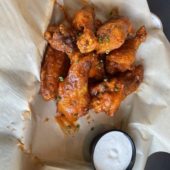 The Trax Taproom and kitchen - Buffalo wings - Pubs Near Me - Roseville, California The Trax Taproom and kitchen - Buffalo wings - Pubs Near Me - Roseville, California